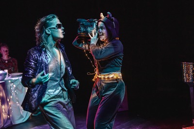 Plakat wydarzenia:  Merry Crisis - polska opowieść wigilijna 